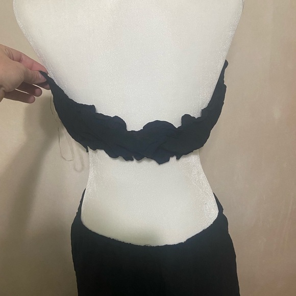 EIC - Elegant Black Midi Dress - Picture 6 of 7